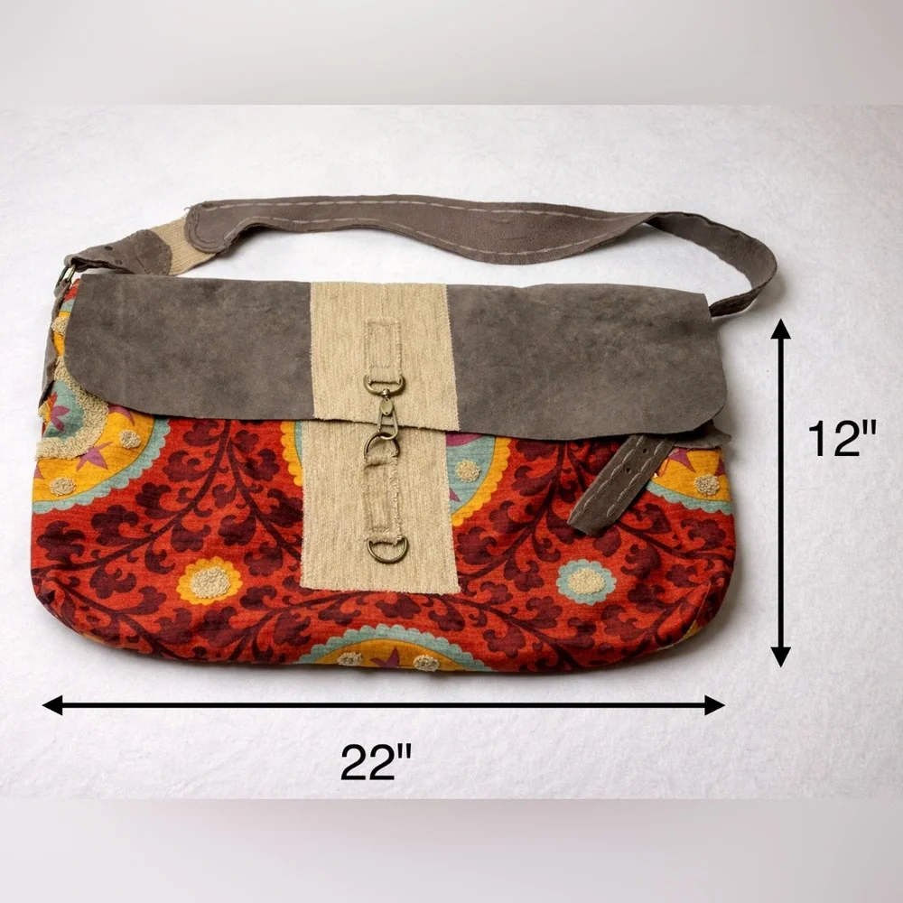 ONE OF A KIND Artisan Leather Large Laptop Weekender Bag | 22